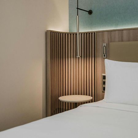 Courtyard By Marriott Sliema Hotel Exterior foto
