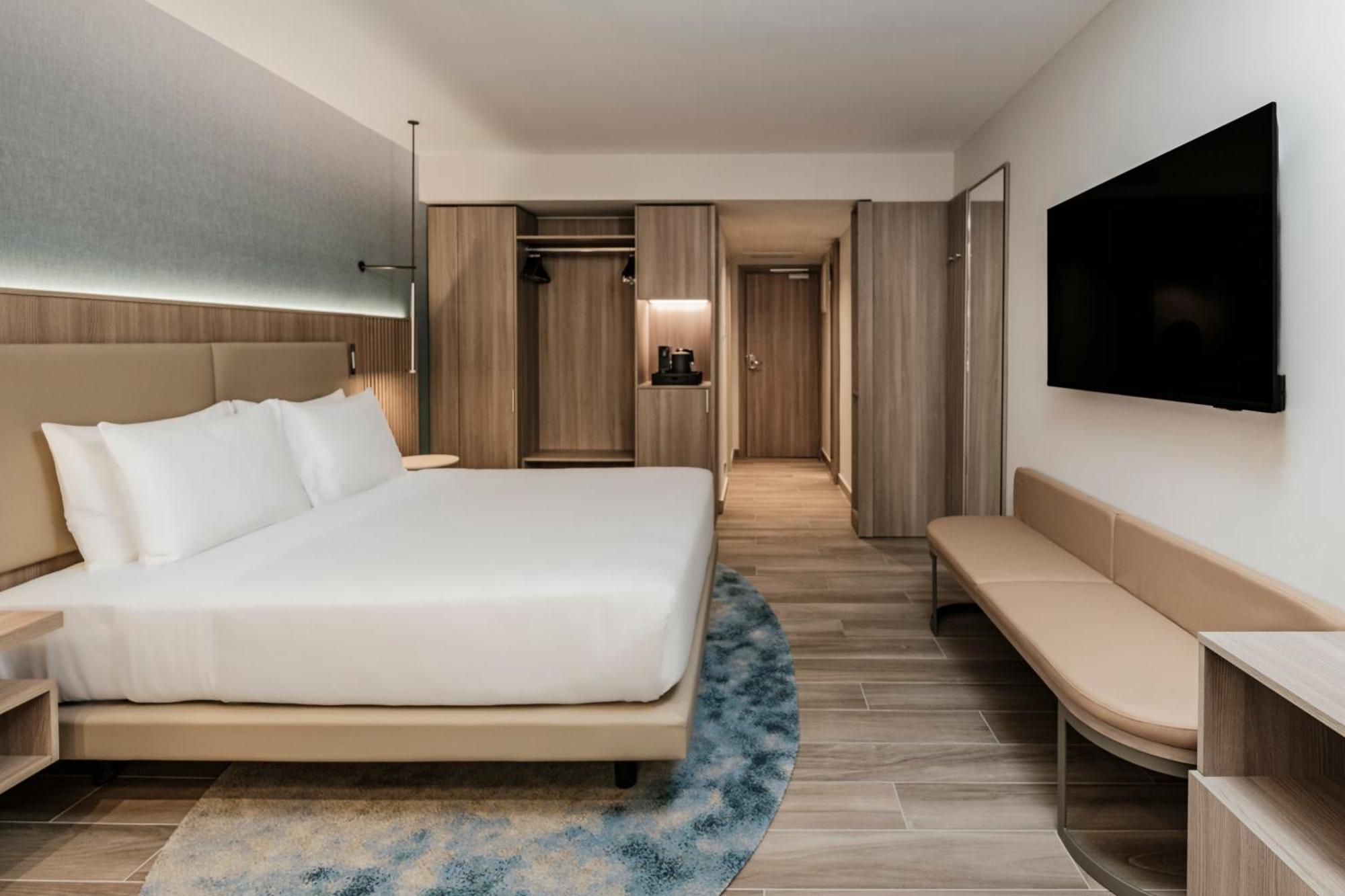 Courtyard By Marriott Sliema Hotel Exterior foto