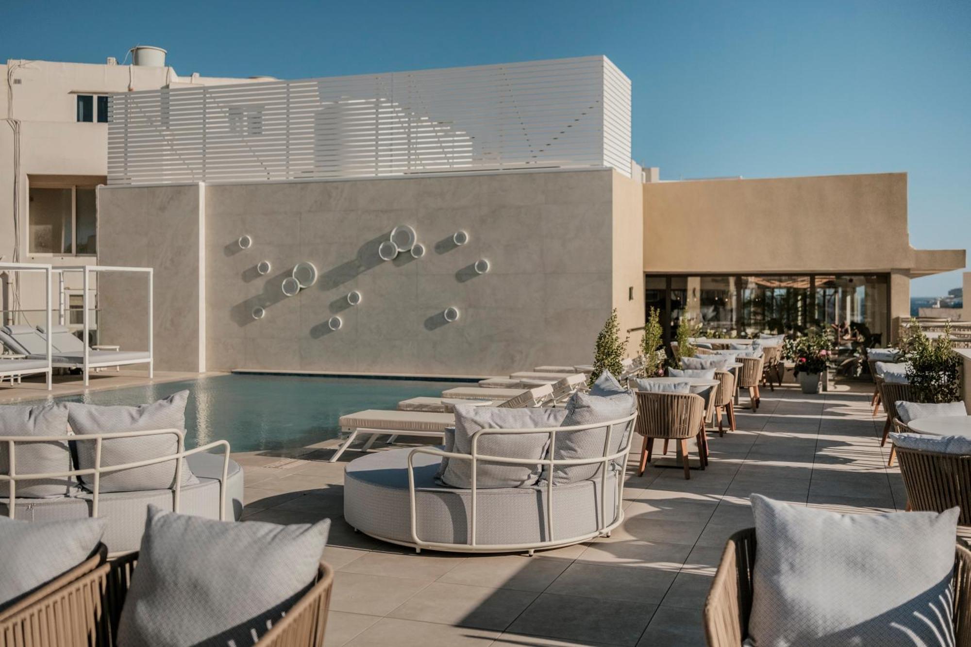 Courtyard By Marriott Sliema Hotel Exterior foto