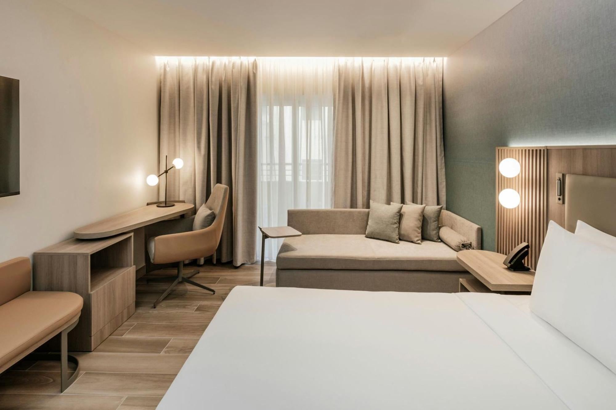 Courtyard By Marriott Sliema Hotel Exterior foto