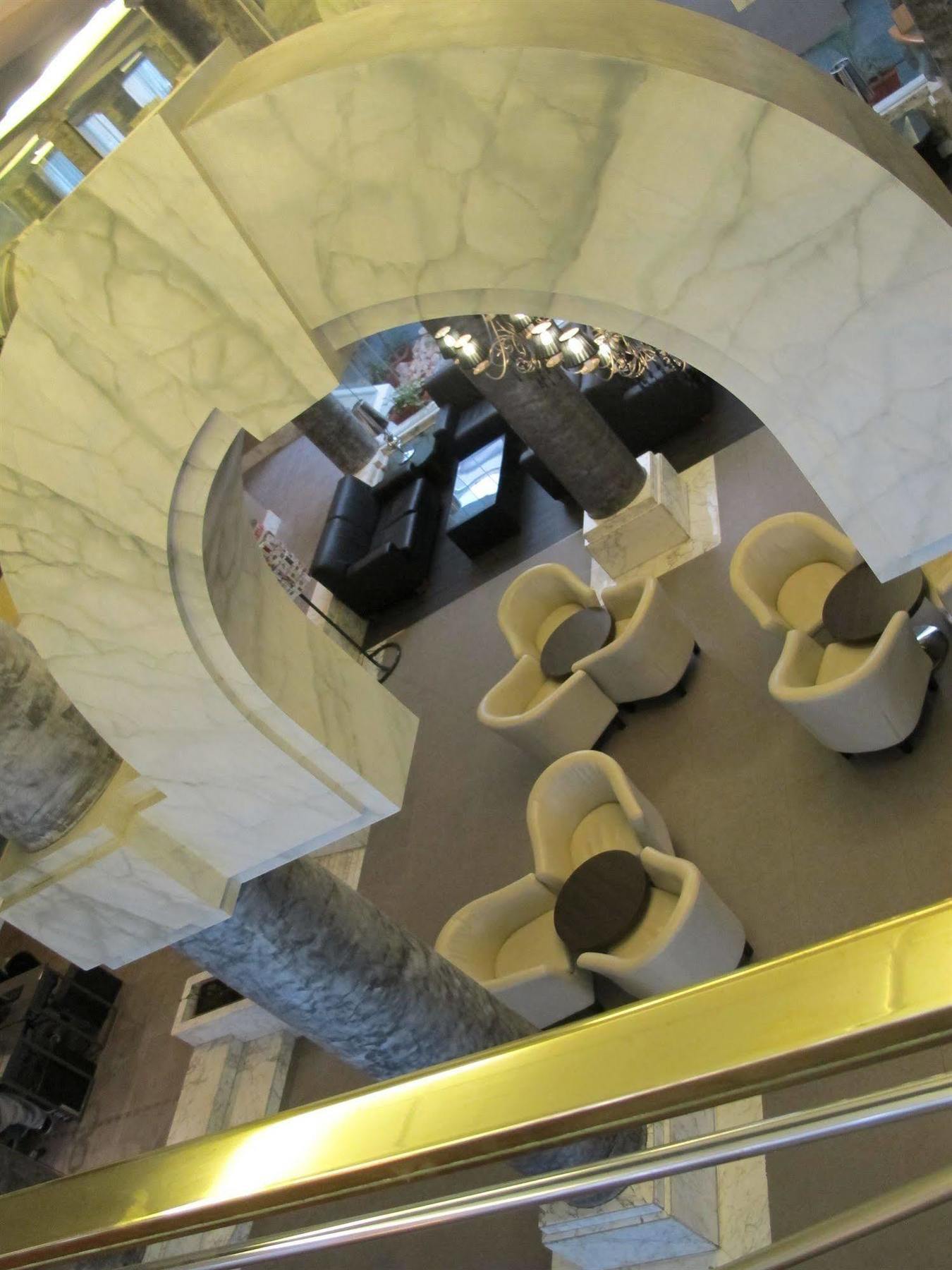 Courtyard By Marriott Sliema Hotel Exterior foto